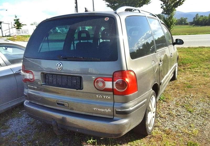 Slate grey metallic Gebraucht 2007 VW Sharan Freestyle Van / Kleinbus | 2.500 € (Guter Preis) - Bild 1/4