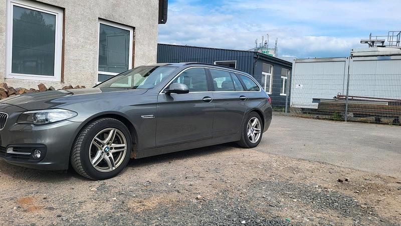Gebraucht BMW 520 190 PS (139 kW) 2014 Beige Kombi