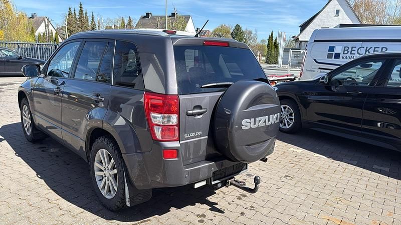 Gebraucht Suzuki Grand Vitara Limited 168 PS (123 kW) 2009 Grau SUV