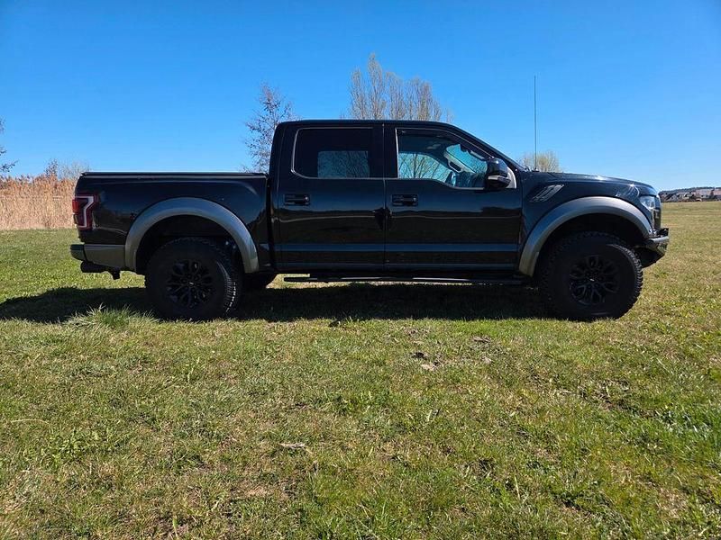 Gebraucht Ford F-150 Raptor 457 PS (336 kW) 2017 Schwarz Pickup