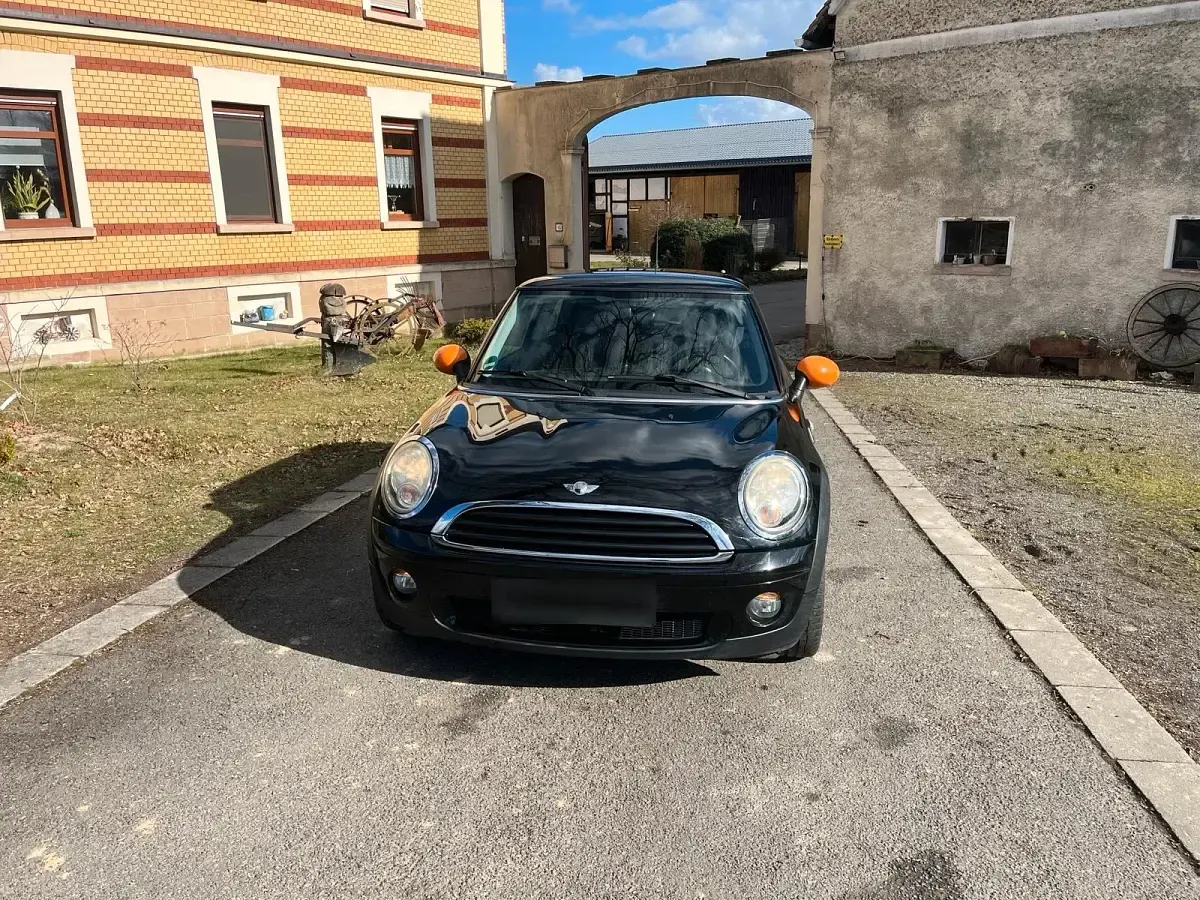 Gebraucht Mini John Cooper Works 75 PS (55 kW) 2011 Schwarz Kleinwagen