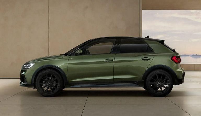 Neu Audi A1 Ambiente 150 PS (110 kW) 2026 Grün SUV