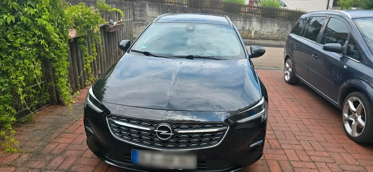 Gebraucht Opel Insignia 174 PS (127 kW) 2021 Schwarz Kombi