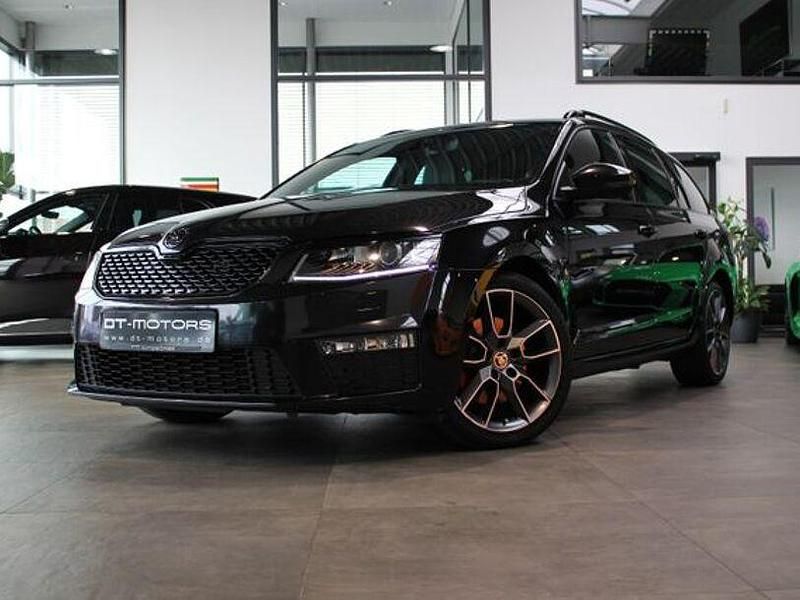 Schwarz Gebraucht 2017 Skoda Octavia RS Kombi | 11.900 € (Fairer Preis) - Bild 1/4
