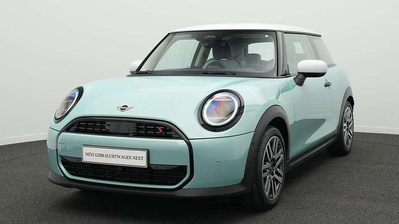 Grün Gebraucht 2024 Mini Cooper S Classic Kleinwagen | 27.564 € (Superpreis) - Bild 1/4