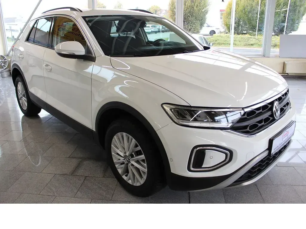 Gebraucht VW T-Roc Life 116 PS (85 kW) 2024 Weiß SUV