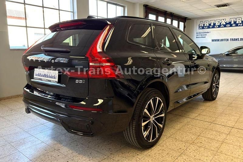 Gebraucht Volvo XC60 Ultimate 250 PS (183 kW) 2023 Schwarz SUV