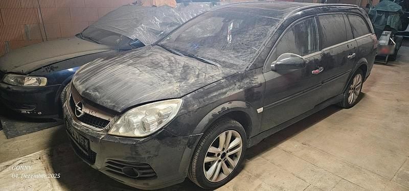 Gebraucht Opel Vectra 150 PS (110 kW) 2008 Schwarz Kombi