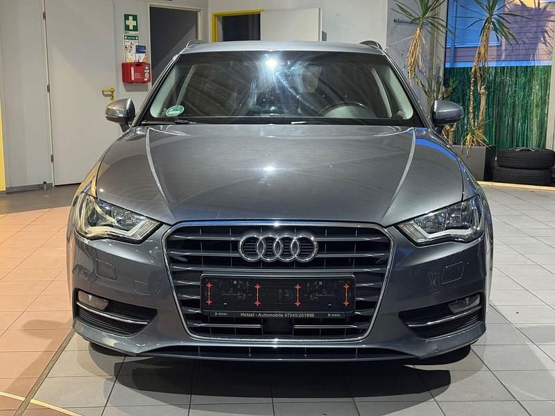 Gebraucht Audi A3 Attraction 110 PS (80 kW) 2016 Grau Limousine
