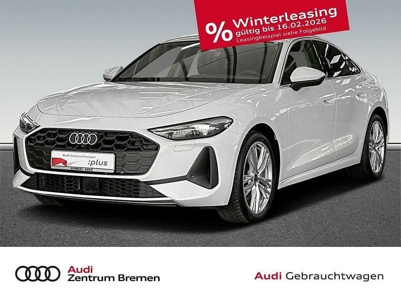 Gletscherweiß metallic Gebraucht 2025 Audi A5 Comfort Limousine | 43.347 € (Superpreis) - Bild 1/4