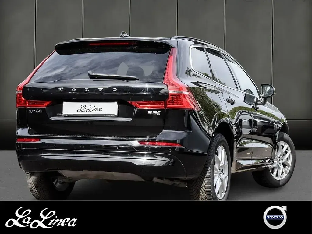 Gebraucht Volvo XC60 Core 250 PS (183 kW) 2025 Schwarz SUV