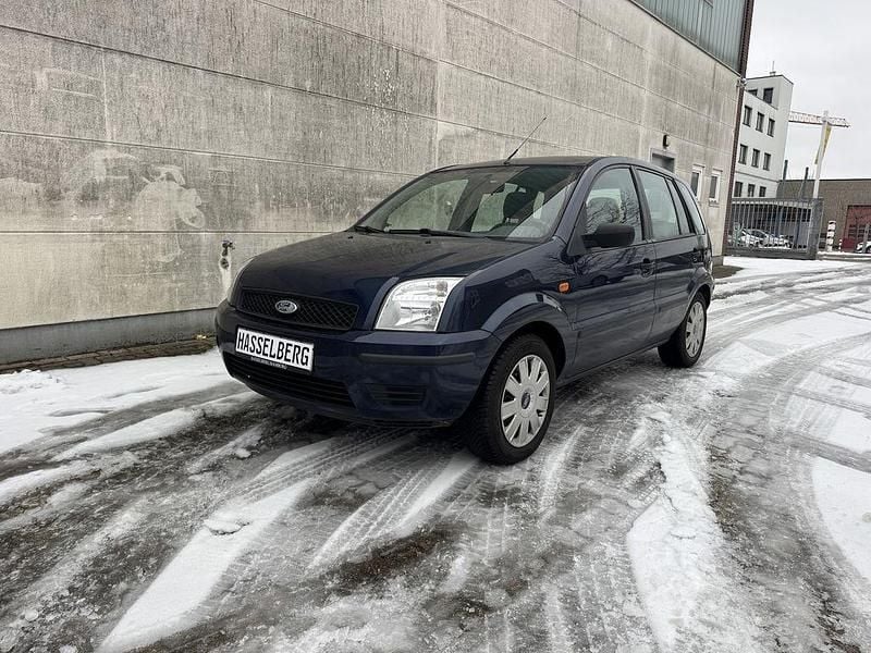 Atlantikblau Gebraucht 2003 Ford Fusion Van / Kleinbus | 2.499 € (Fairer Preis) - Bild 1/4