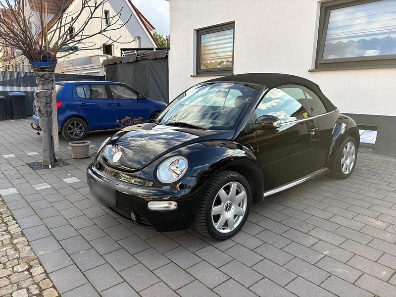 Gebraucht VW New Beetle 100 PS (73 kW) 2004 Schwarz Kleinwagen