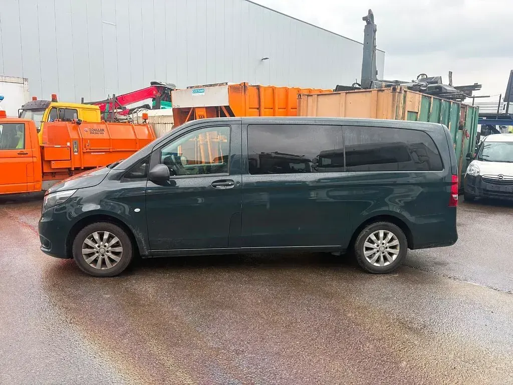 Gebraucht Mercedes Vito 114 PS (83 kW) 2019 Grün Van