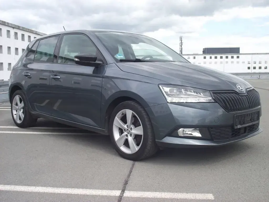 Gebraucht Skoda Fabia Style 95 PS (69 kW) 2021 Grau Kleinwagen