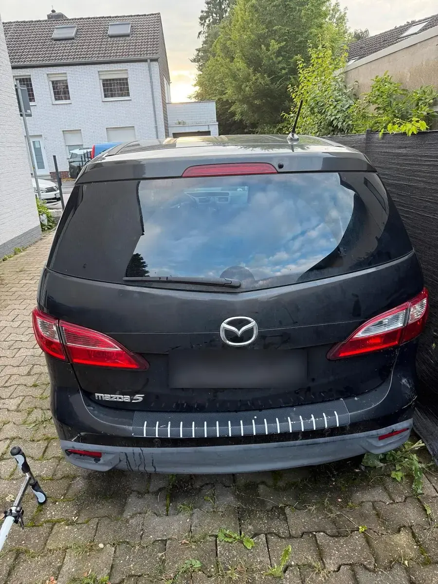 Gebraucht Mazda 5 116 PS (85 kW) 2011 Schwarz Van / Kleinbus