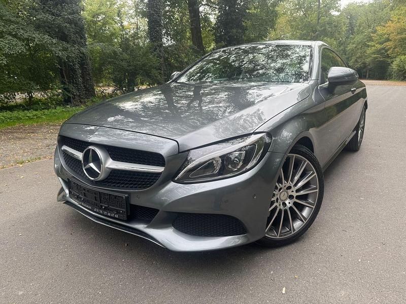 Gebraucht Mercedes C200 AMG 184 PS (135 kW) 2017 Grau Coupé