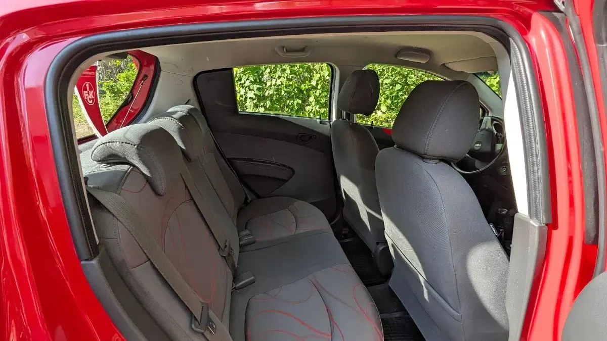 Używany Chevrolet Spark LT 82 KM (60 kW) 2012 Czerwony Hatchback