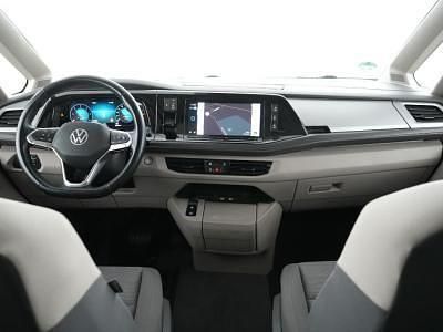 Gebraucht VW Multivan 150 PS (110 kW) 2024 Weiß Van