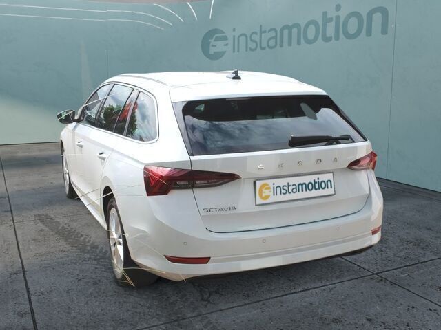 Gebraucht Skoda Octavia Style 150 PS (110 kW) 2023 Weiß Kombi