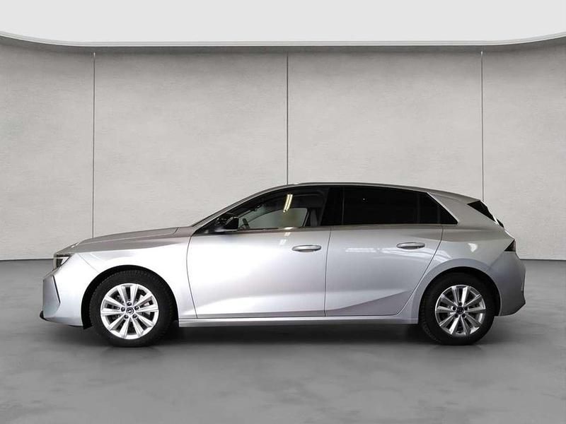 Gebraucht Opel Astra Elegance 131 PS (96 kW) 2023 Kristall silber metallic Limousine