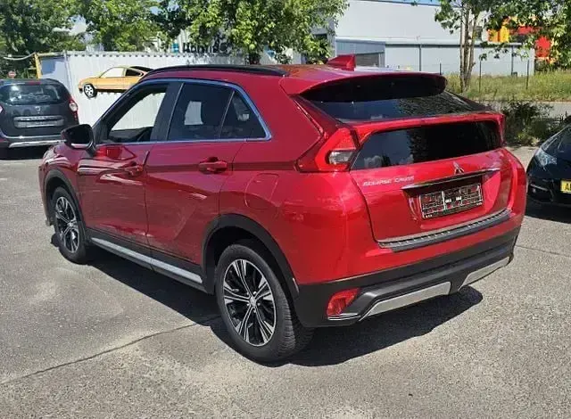 Gebraucht Mitsubishi Eclipse Cross Diamant Edition 163 PS (119 kW) 2020 Rot SUV