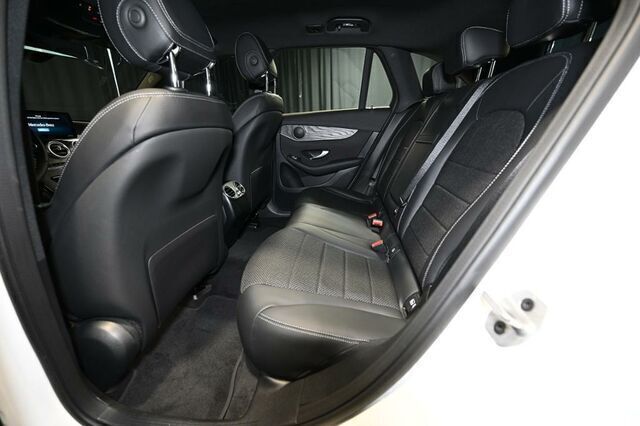 Weiß Gebraucht 2022 Mercedes GLC220 Exclusive SUV | 48.300 € (Teuer) - Bild 1/2