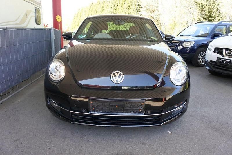Gebraucht VW Beetle Cup 105 PS (77 kW) 2015 Schwarz Kleinwagen