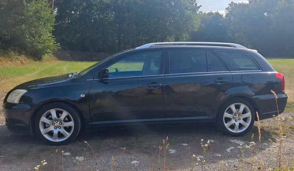 Gebraucht Toyota Avensis Executive 147 PS (108 kW) 2005 Schwarz Kombi