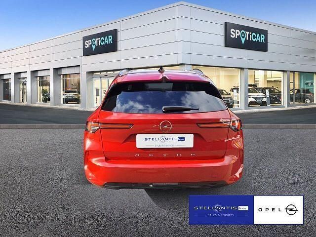 Gebraucht Opel Astra Elegance 131 PS (96 kW) 2024 Rot Limousine