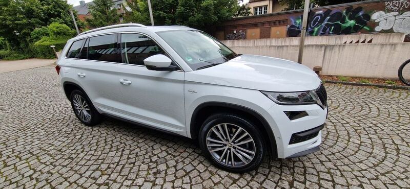 Weiß Gebraucht 2021 Skoda Kodiaq LAURIN & KLEMENT SUV | 38.000 € (Teuer) - Bild 1/4