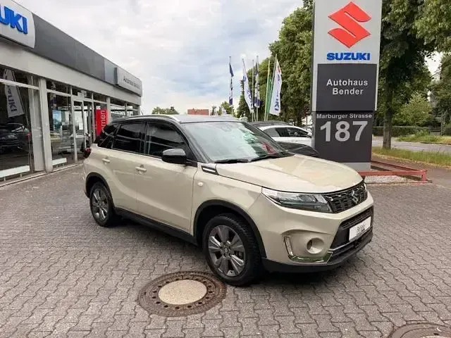 Gebraucht Suzuki Vitara Comfort 129 PS (94 kW) 2021 Beige SUV