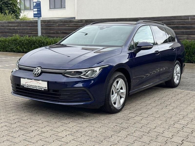 Blau Gebraucht 2022 VW Golf VIII Life Kombi | 16.490 € (Fairer Preis) - Bild 1/4