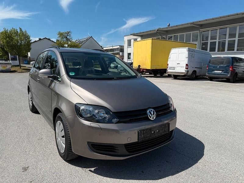 Usata VW Golf VI 102 CV (75 kW) 2009 Marrone Utilitaria