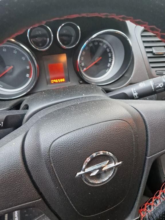 Gebraucht Opel Insignia Edition 116 PS (85 kW) 2009 Silber Limousine