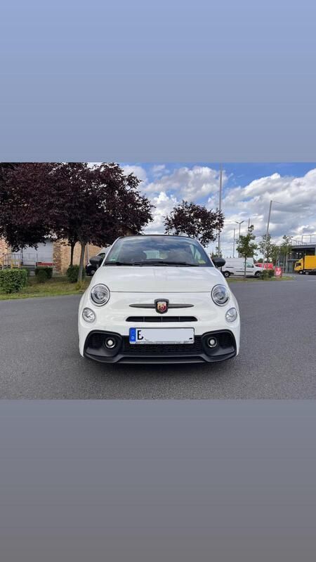 Weiß Gebraucht 2023 Abarth 595 Competizione Kleinwagen | 26.500 € (Teuer) - Bild 1/4