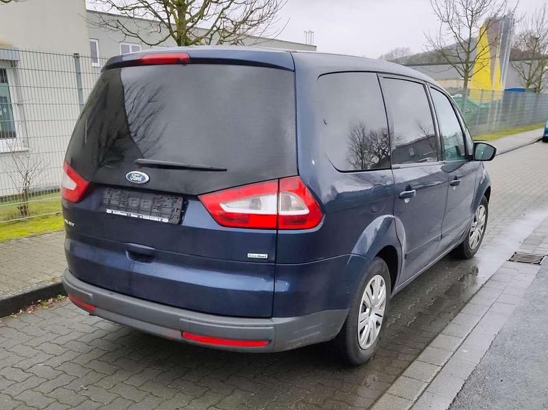 Gebraucht Ford Galaxy Ambiente 145 PS (106 kW) 2009 Blau Van / Kleinbus