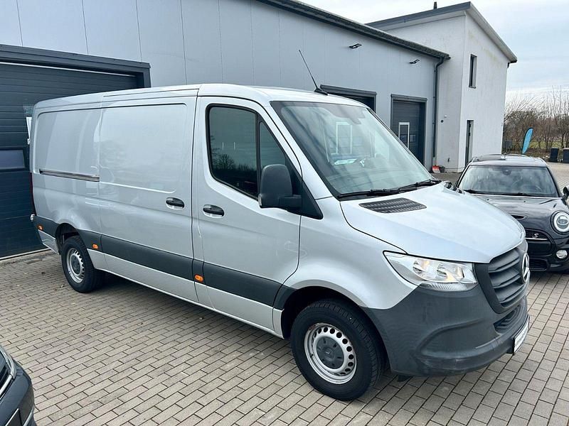 Gebraucht Mercedes Sprinter 143 PS (105 kW) 2019 Silber Van