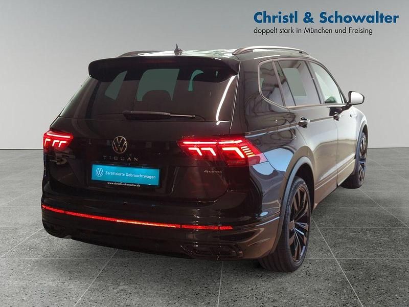 Gebraucht VW Tiguan Allspace R-line 193 PS (141 kW) 2024 Deep black perleffekt SUV