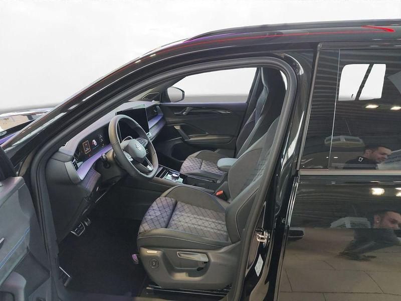 Neu VW Tayron R-line 150 PS (110 kW) 2026 Grenadillschwarz metallic SUV