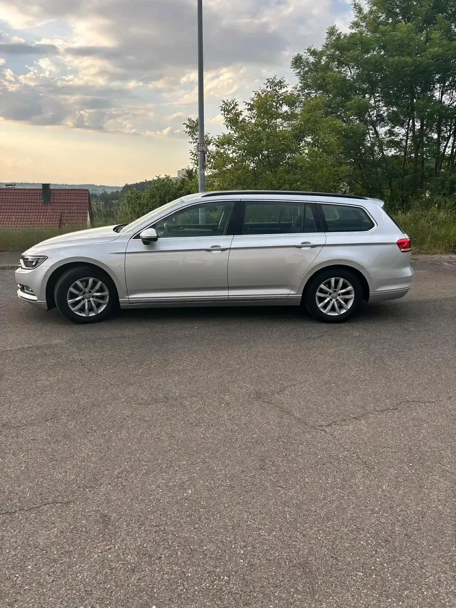 Gebraucht VW Passat 150 PS (110 kW) 2017 Silber Kombi