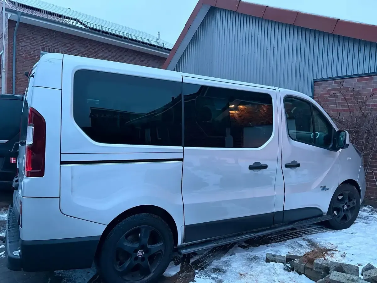 Gebraucht Fiat Talento 2019 Silber Van / Kleinbus