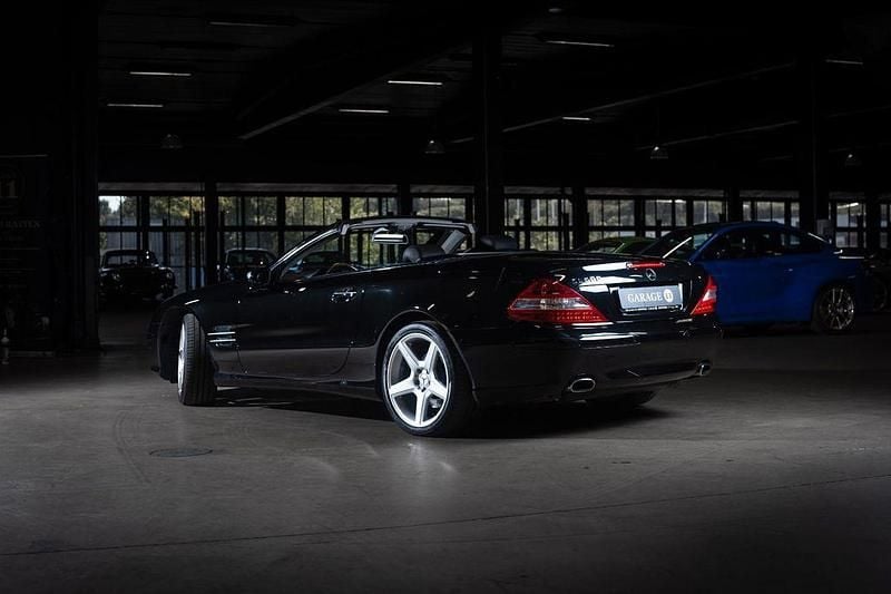 Gebraucht Mercedes SL500 387 PS (284 kW) 2008 Schwarz Cabrio