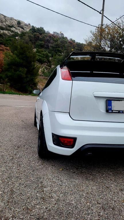 Gebraucht Ford Focus ST 379 PS (278 kW) 2007 Weiß Limousine