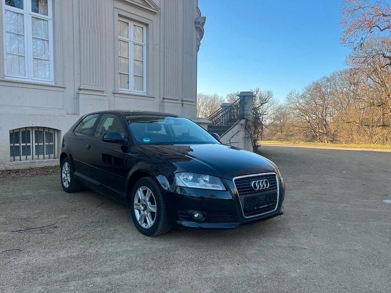 Gebraucht Audi A3 Attraction 125 PS (91 kW) 2009 Schwarz Kleinwagen