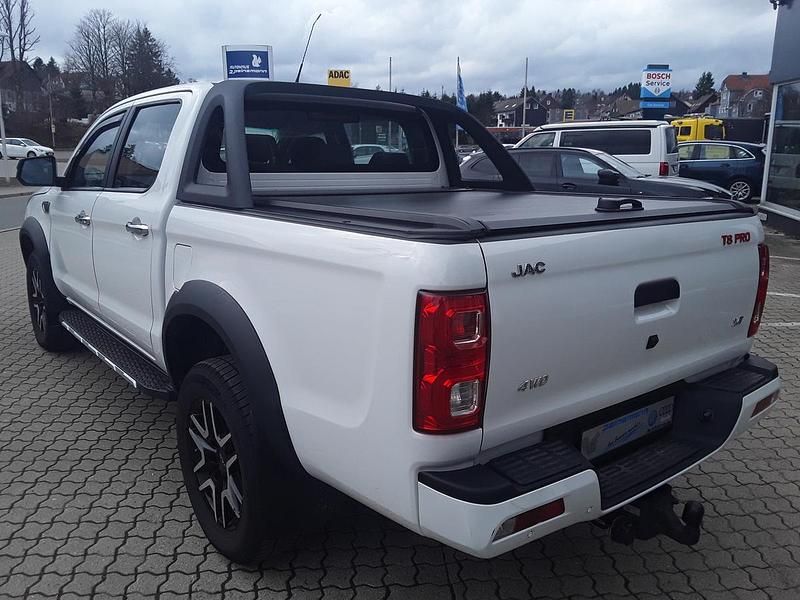 Gebraucht JAC JS8 204 PS (150 kW) 2023 Weiß SUV