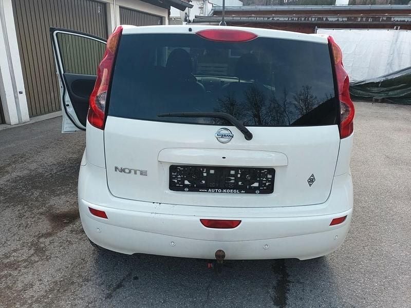 Gebraucht Nissan Note I-Way 88 PS (64 kW) 2012 Weiß Kleinwagen