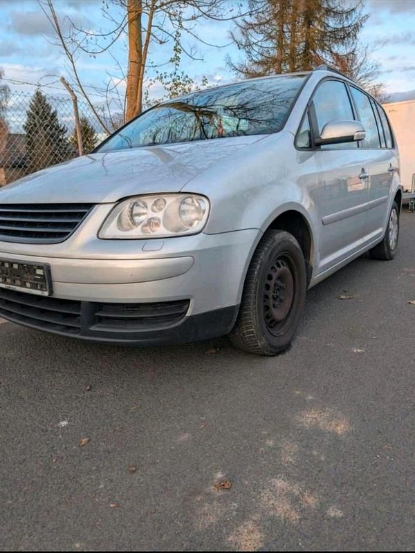 Silber Gebraucht 2004 VW Touran Van / Kleinbus | 1.300 € (Superpreis) - Bild 1/4
