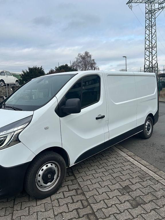 Gebraucht Renault Trafic 145 PS (106 kW) 2019 Weiß Van / Kleinbus