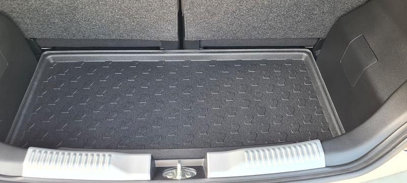 Second-hand Suzuki Ignis Comfort+ 83 CP (61 kW) 2024 Alb SUV